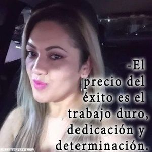 Meet your Posher, Elly